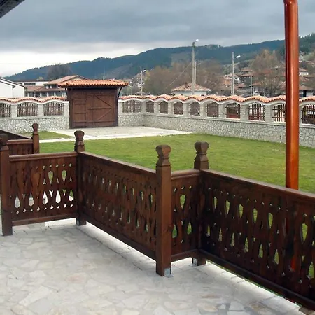 Konukevi H Dzhogolanov Koprivştitsa