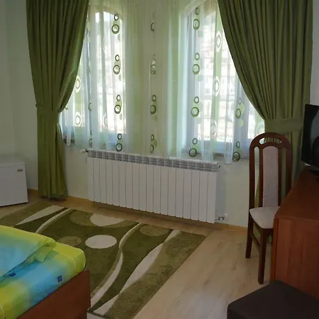H Dzhogolanov 3* Kopriwsztica
