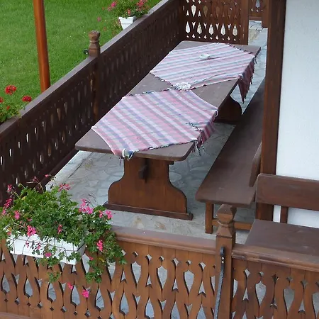 Gæstehus H Dzhogolanov 3*