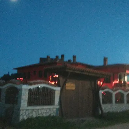 Casa de hóspedes H Dzhogolanov *