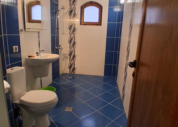 H Dzhogolanov Konukevi 3*