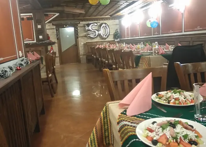 Konukevi H Dzhogolanov 3*