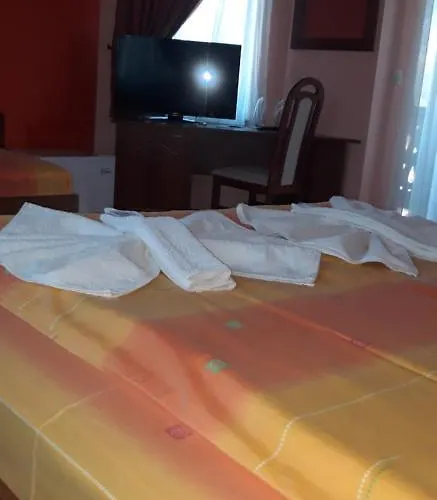 H Dzhogolanov Konukevi 3*